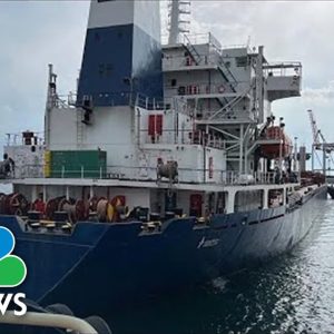 1st Grain Shipment Leaves Ukraine After Monthslong Russian Blockade