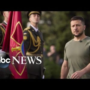 Ukraine steps up strikes on Russian targets l WNT