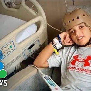 Baseball Stars Rally Around Injured Little Leaguer