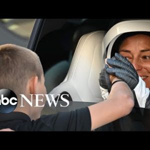 An astronaut’s goodbye, Somalia drought and Tashlikh: World in Photos, Oct. 5