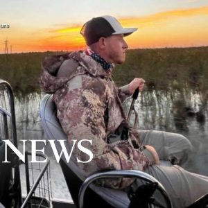 Airboat tour guide rescues more than 100 Floridians after Hurricane Ian | ABCNL