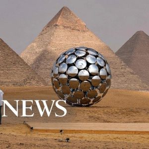 Art at the pyramids, Iran protests, Wakanda Forever: World in Photos, Oct. 27