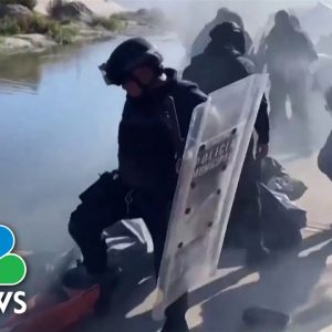 Mexican Authorities Evict Venezuelan Migrants From Border Camps