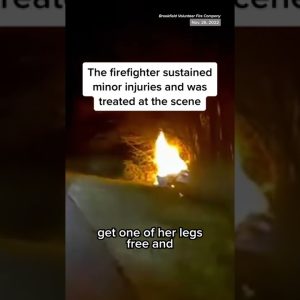 Off-Duty #Firefighter Pulls Woman From A Burning Car