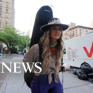 On tour with country music's Lainey Wilson, Russell Dickerson