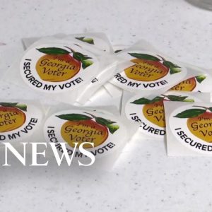 Sen. Warnock, Walker go head-to-head in Georgia Senate runoff race