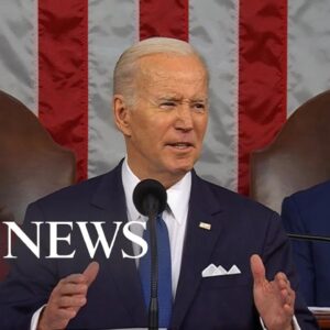 Biden opens State of Union speech on country's resiliency