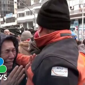 Tears as earthquake survivor rescued from rubble in Gaziantep, Turkey