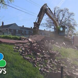 Baltimore's segregationist 'spite wall' torn down