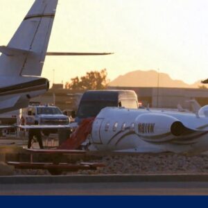 At least 1 killed after small jets collide at Scottsdale Airport