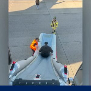 United flight evacuated after engine fire