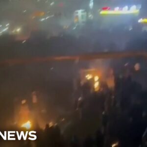 President Trump promises 'help is on its way' for Iranian protestors