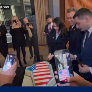 Republicans cut Greenland-shaped cake with American flag at Kennedy Center party