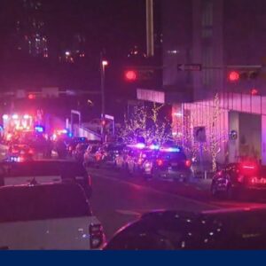 2 dead, more than a dozen injured in Austin bar mass shooting, police say