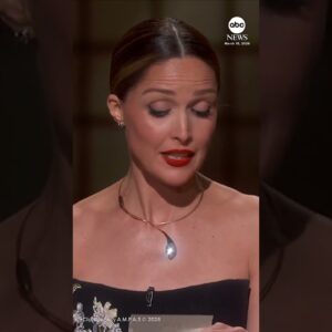 'Bridesmaids' cast reunites at 2026 Oscars