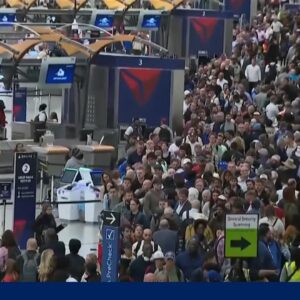 Tips for avoiding travel disruptions at airports amid partial shutdown