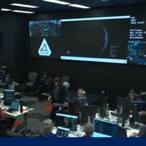 Artemis II crew makes its closest approach to the moon