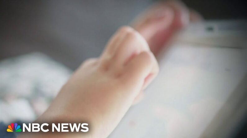 LA school district votes to restrict screen time at school