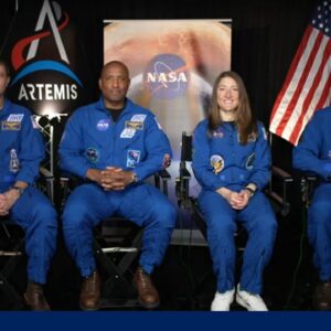 Artemis II astronauts describe reentry to Earth, splashdown to David Muir