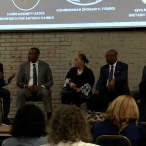 Black lawmakers speak out against Alabama redistricting plan