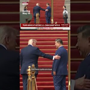 President Trump and Chinese President Xi meet at the Great Hall of the People in Beijing