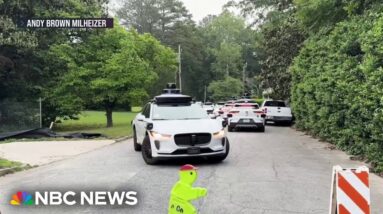 Driverless Waymo taxis over-run Atlanta neighborhood
