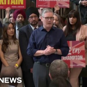 Political drama unfolding in the UK that may lead to Prime Minister Starmer being ousted