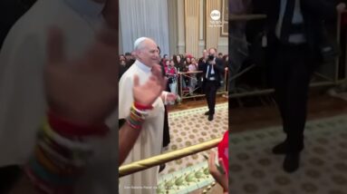 Kids teach Pope Leo viral '6-7' meme at Vatican
