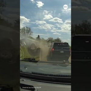 Squad car flips fleeing vehicle during high-speed chase in Wisconsin