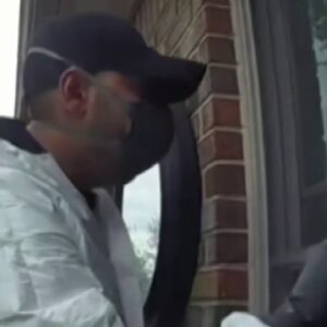 Terrifying attempted break in caught on camera