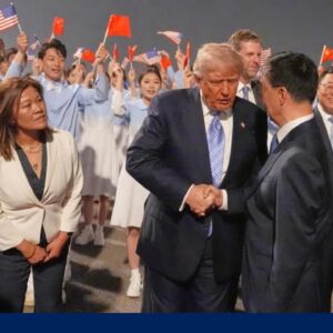 Trump, Xi hold high-stakes summit in China amid war in Iran