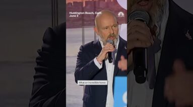 California candidates for governor address supporters