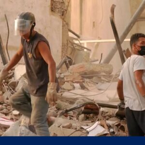Search for survivors in Venezuela as earthquakes' death toll climbs