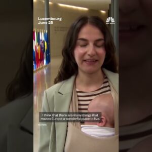 Swedish minister brings baby to E.U. Council meeting