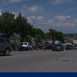 Shootout in Ohio leaves officer, mother, daughter dead